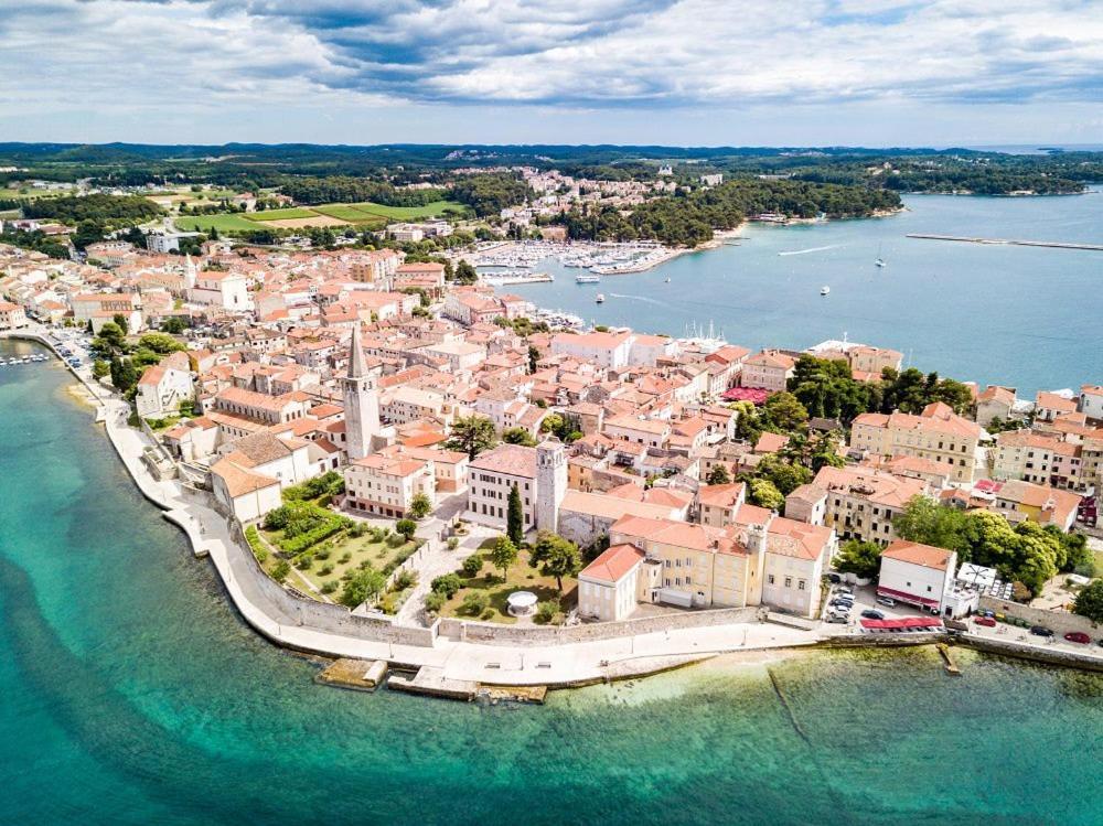 Lovely House Lindi In Porec Exterior photo