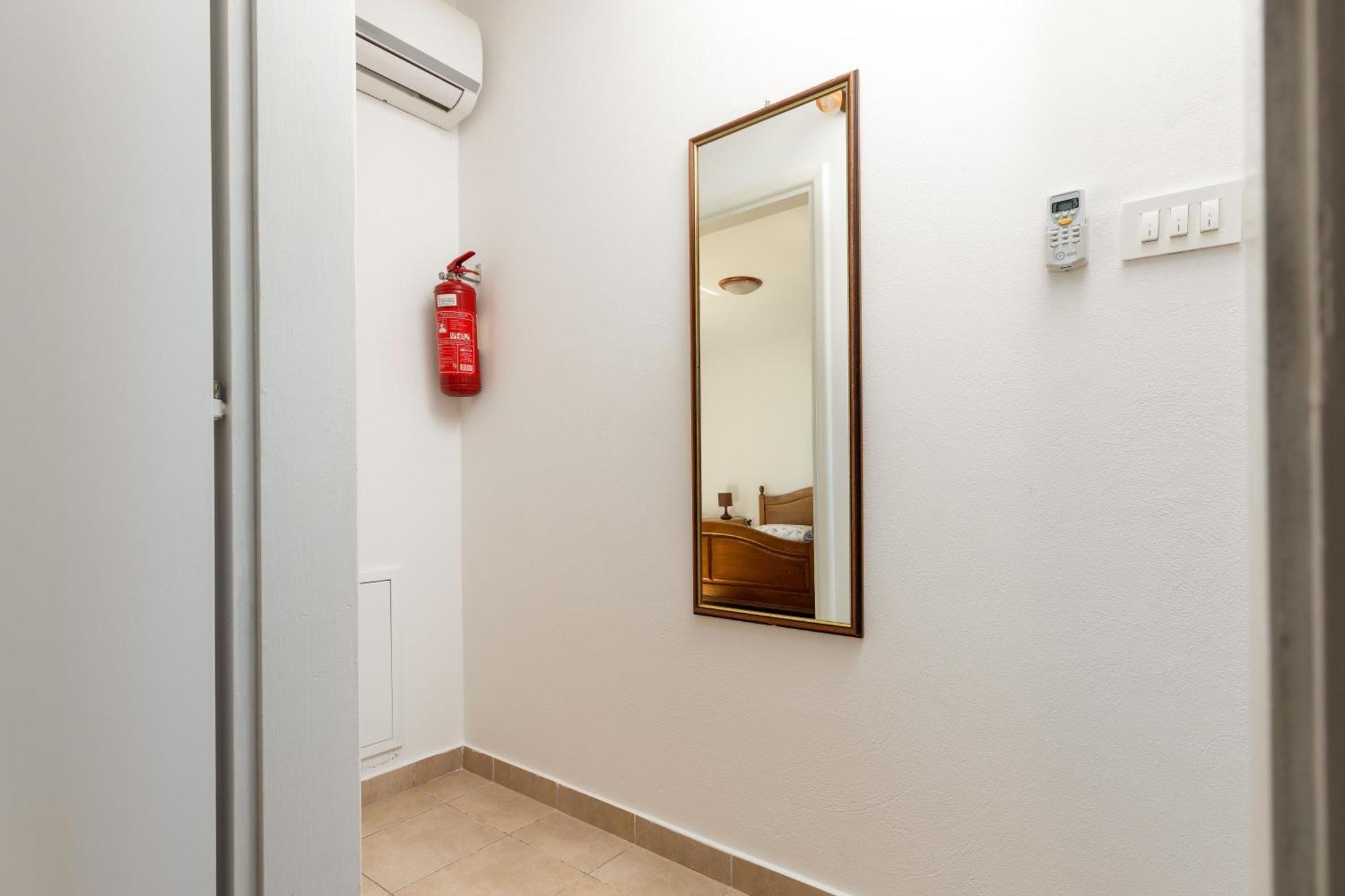 Lovely House Lindi In Porec Exterior photo